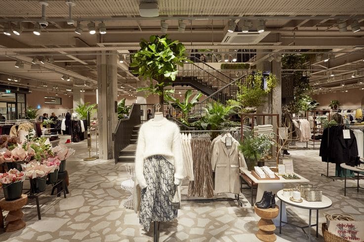 33 more top retail flagship stores - Insider Trends